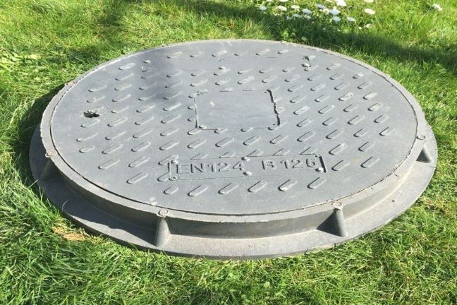 Polymer-concrete covers